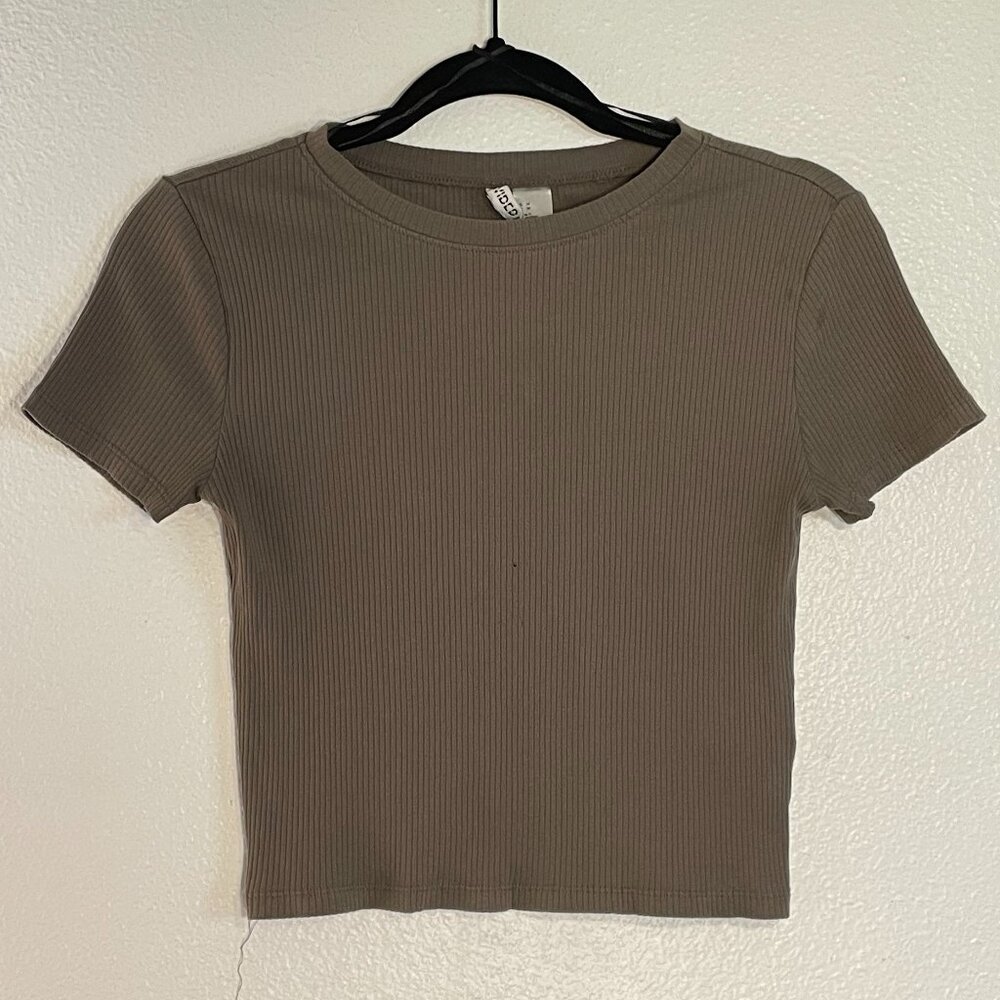 H&M Ribbed Stretch Crop Top – Army Green